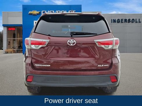 Used 2015 Toyota Highlander XLE image 6