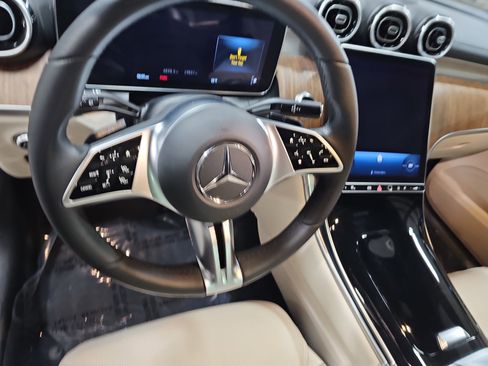 Certified 2024 Mercedes-Benz GLC 300 4MATIC image 18