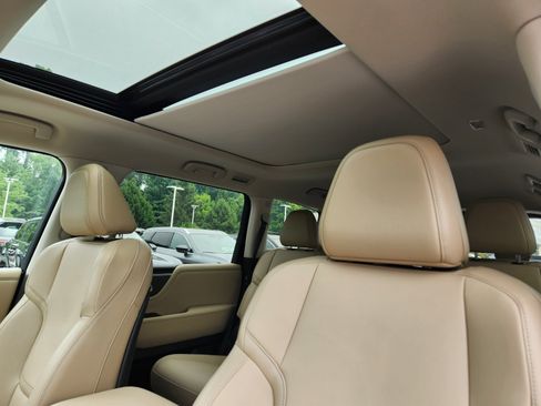 Certified 2025 INFINITI QX80 Pure AWD/4WD image 12