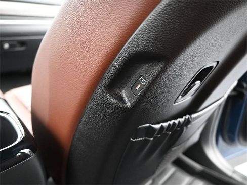 Certified 2023 Kia Telluride EX image 14