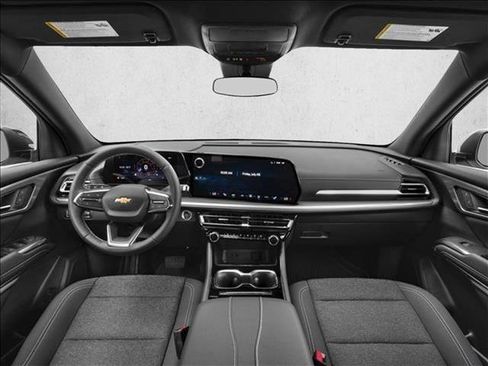 New 2026 Chevrolet Traverse LT w/ Driver Confidence Package image 5