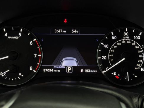 Used 2019 INFINITI QX50 Essential w/ Proactive Package image 15