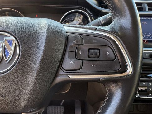 Used 2021 Buick Encore GX Select w/ Sport Touring Package image 15