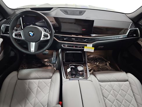 New 2026 BMW X5 sDrive40i w/ M Sport Package image 9