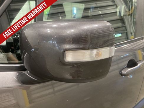 Used 2016 Jeep Renegade Latitude AWD/4WD image 19