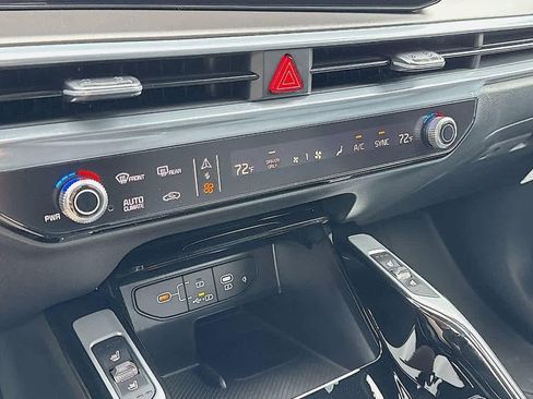 New 2025 Kia Sorento SX Prestige image 26