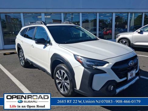 Used 2023 Subaru Outback Limited AWD/4WD image 4