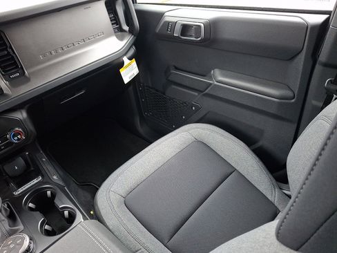 New 2026 Ford Bronco Big Bend w/ Black Appearance Package image 16