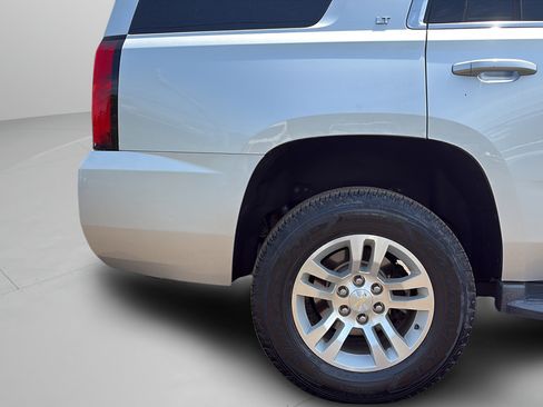 Used 2017 Chevrolet Tahoe LT AWD/4WD image 30