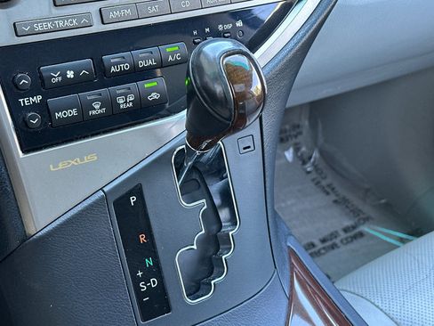 Used 2010 Lexus RX 350 AWD image 17