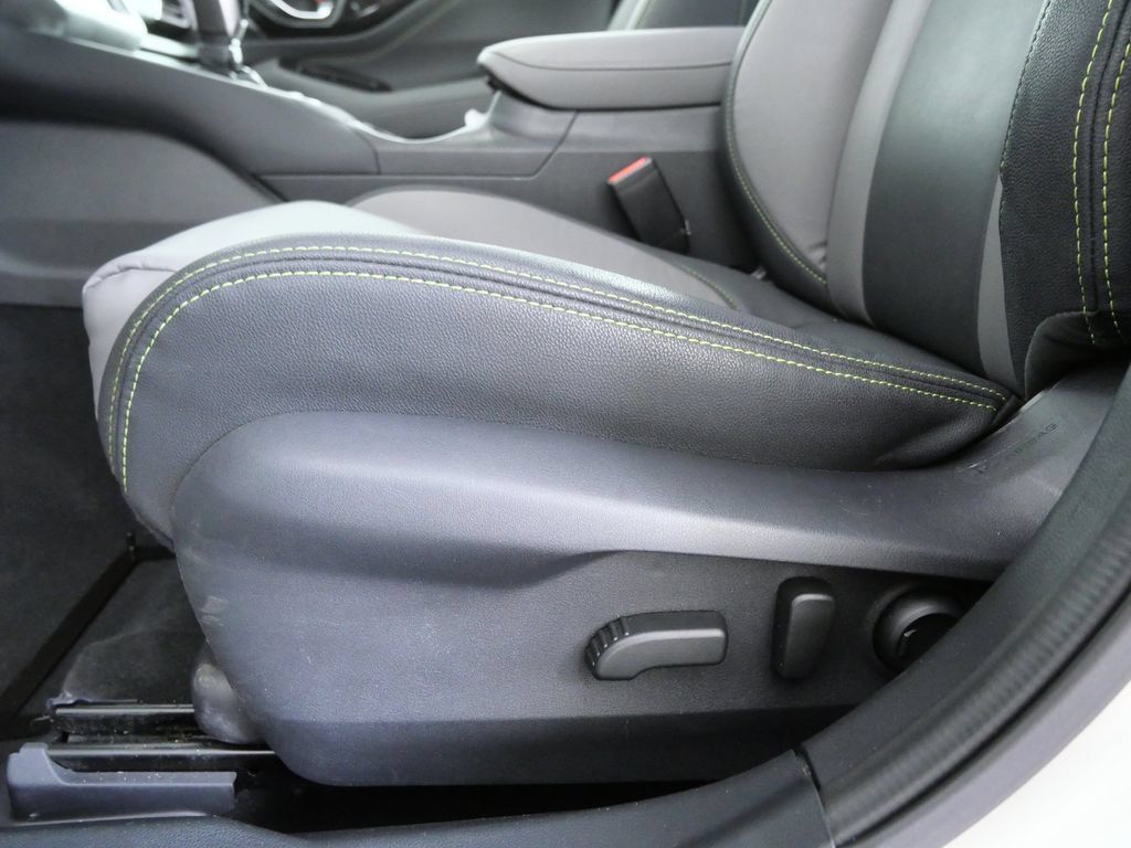 Used 2025 Subaru Outback Onyx Edition AWD/4WD image 15