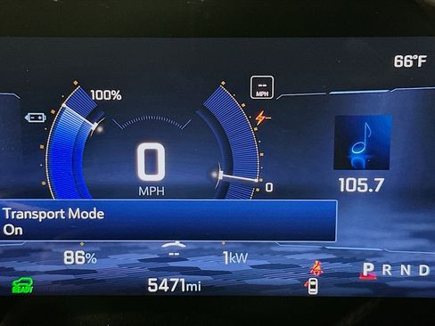 Used 2024 Chevrolet Blazer EV LT image 19