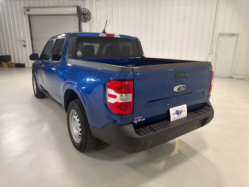 Used 2024 Ford Maverick XL FWD image 3