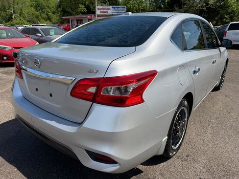 Used 2016 Nissan Sentra SV image 5
