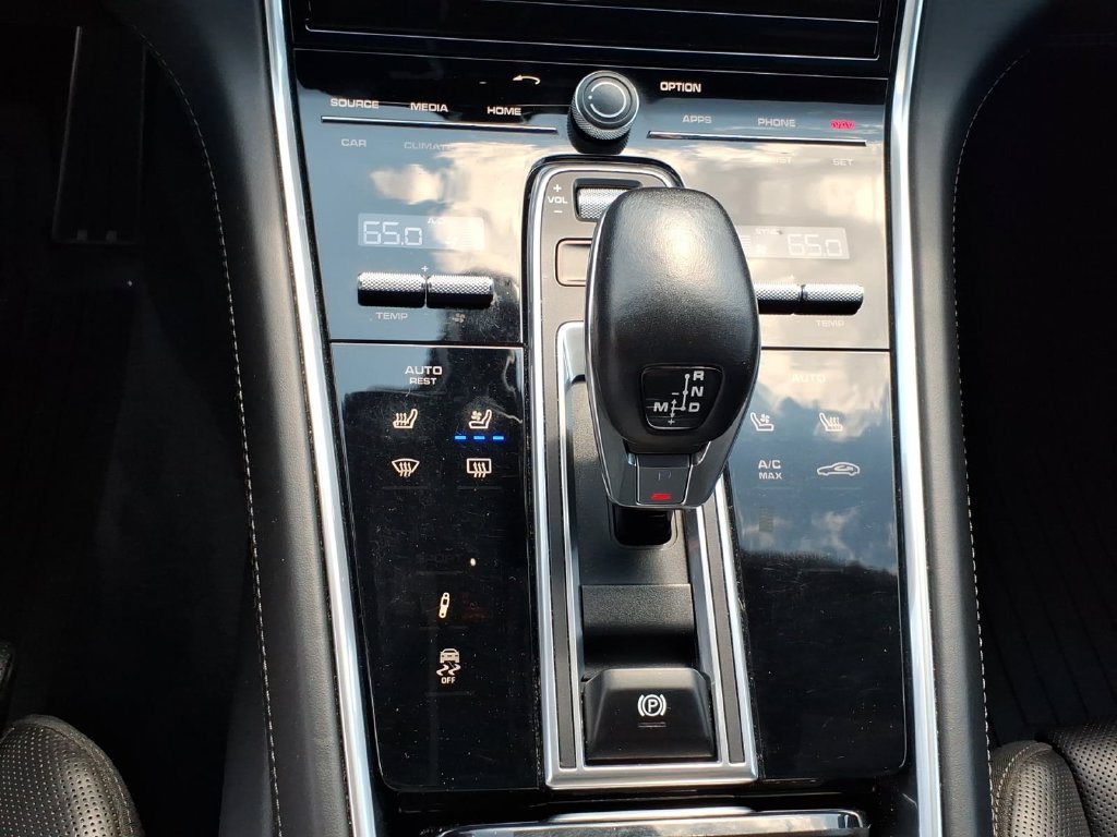 Used 2020 Porsche Panamera GTS AWD/4WD image 24