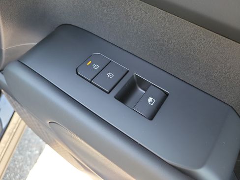 Used 2027 Kia Telluride S FWD image 11