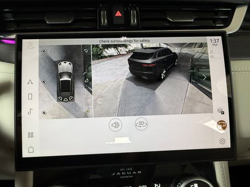 Used 2025 Jaguar F-PACE R-Dynamic S AWD/4WD image 29