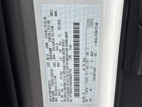 New 2025 Ford Transit 250 Low Roof AWD image 34