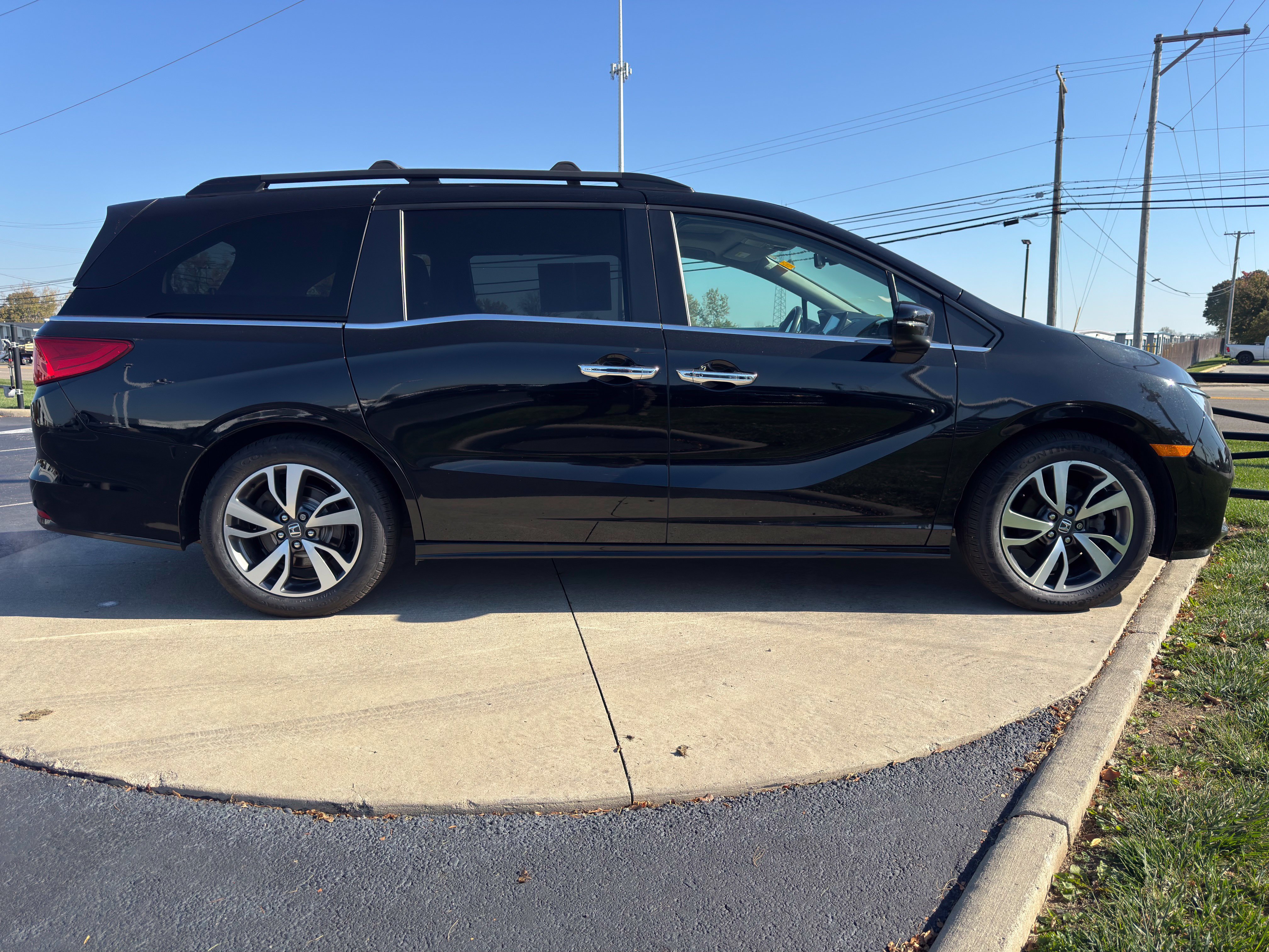Used 2022 Honda Odyssey Touring image 8