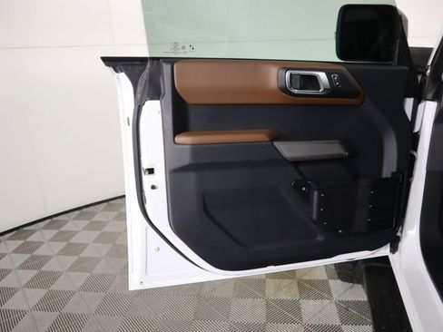 Used 2022 Ford Bronco Outer Banks image 25