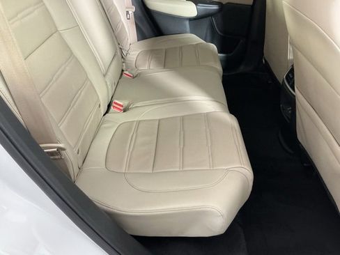 Used 2017 Honda CR-V Touring image 12