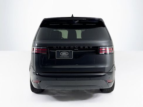 Used 2024 Land Rover Discovery Dynamic SE image 4