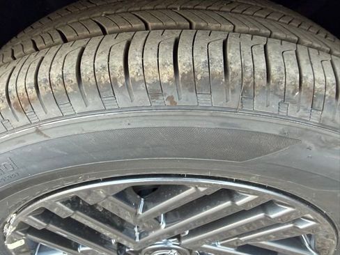 New 2026 Nissan Sentra SV w/ SV Convenience Package FWD image 27