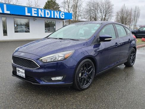 Used 2016 Ford Focus SE w/ Equipment Group 201A FWD image 1