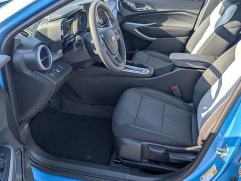 New 2026 Chevrolet Trax LS image 5