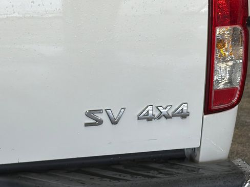 Used 2017 Nissan Frontier SV w/ SV Value Truck Package image 22