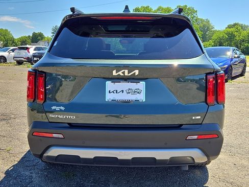 Certified 2023 Kia Sorento SX Prestige AWD/4WD image 5