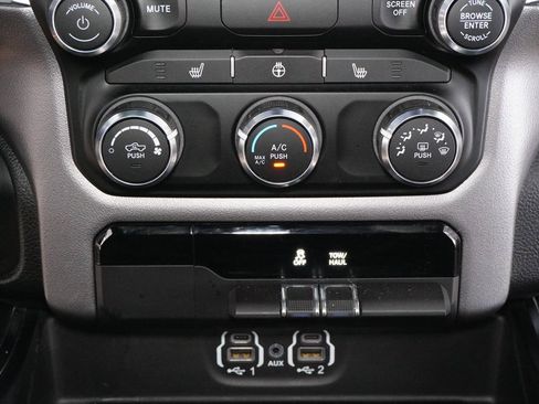 Used 2024 RAM 1500 Lone Star image 16