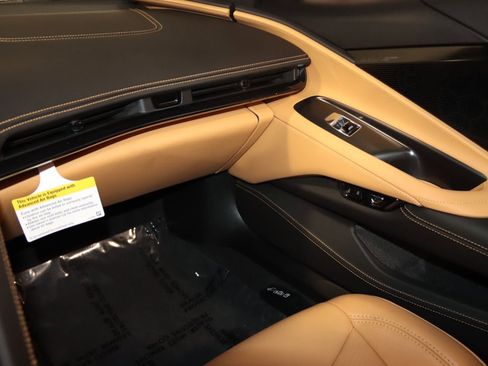 Used 2024 Chevrolet Corvette Stingray Premium Conv w/ Stealth Interior Trim Package image 54