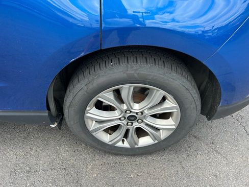 Used 2024 Ford Edge Titanium AWD/4WD image 10