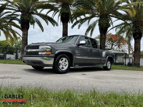 Used 2000 Chevrolet Silverado 1500 LS RWD image 9