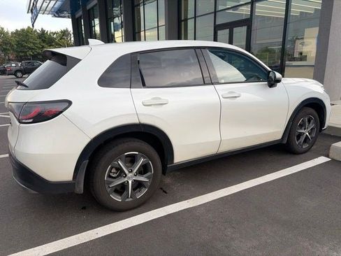 Used 2023 Honda HR-V EX-L image 8