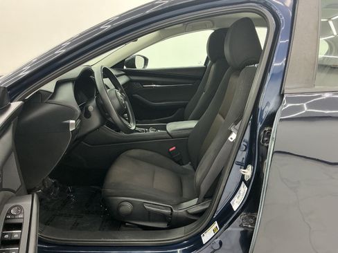 Used 2019 MAZDA MAZDA3 Sedan FWD image 14