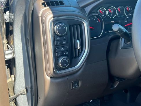 Used 2019 Chevrolet Silverado 1500 LT image 27