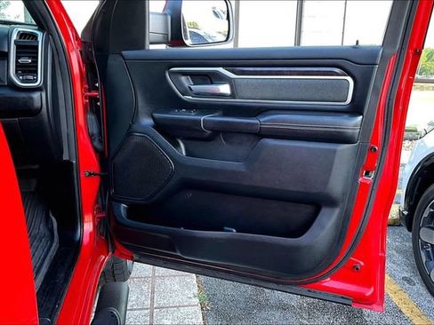 Used 2020 RAM 1500 Big Horn AWD/4WD image 25