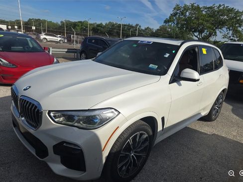 Used 2019 BMW X5 xDrive50i w/ M Sport Package AWD/4WD image 1