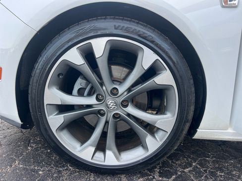 Used 2019 Buick Cascada Premium FWD image 35
