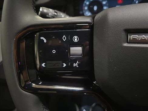 New 2026 Land Rover Range Rover Evoque S image 17