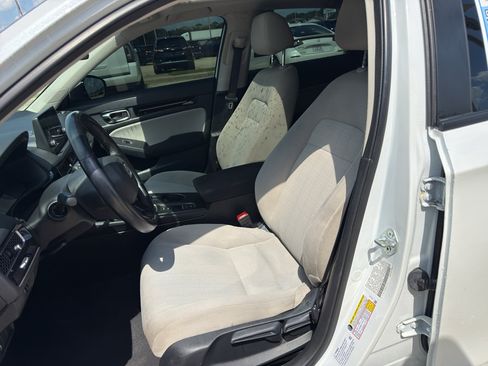 Used 2022 Honda Civic EX image 10