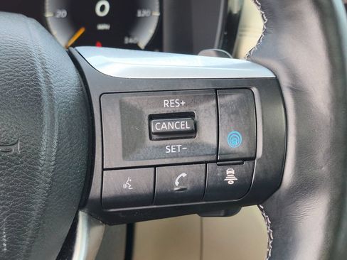 Used 2023 INFINITI QX60 Sensory w/ Cargo Package AWD/4WD image 16