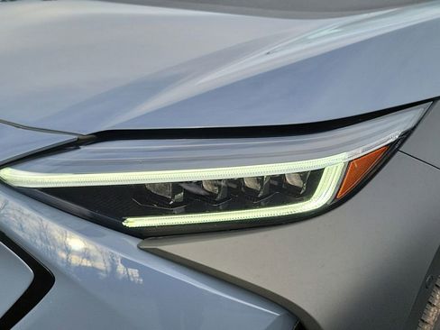 Certified 2023 Subaru Solterra AWD image 9