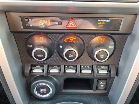 Used 2013 Subaru BRZ Limited image 8