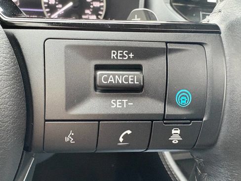 Used 2023 Nissan Rogue SL w/ SL Premium Package image 24