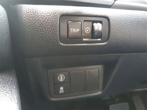 Used 2019 Honda Accord LX image 30