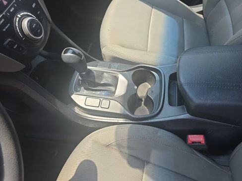 Used 2017 Hyundai Santa Fe Sport FWD image 15