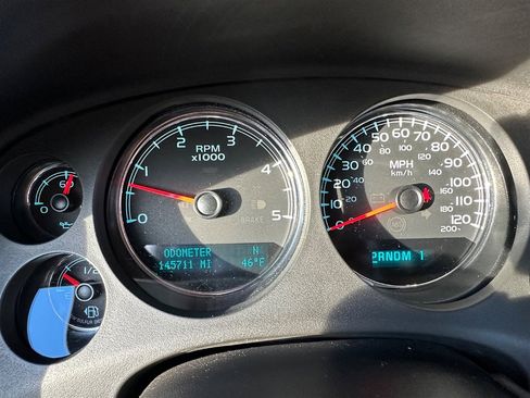 Used 2014 Chevrolet Silverado 2500 LTZ w/ LTZ Plus Package image 37